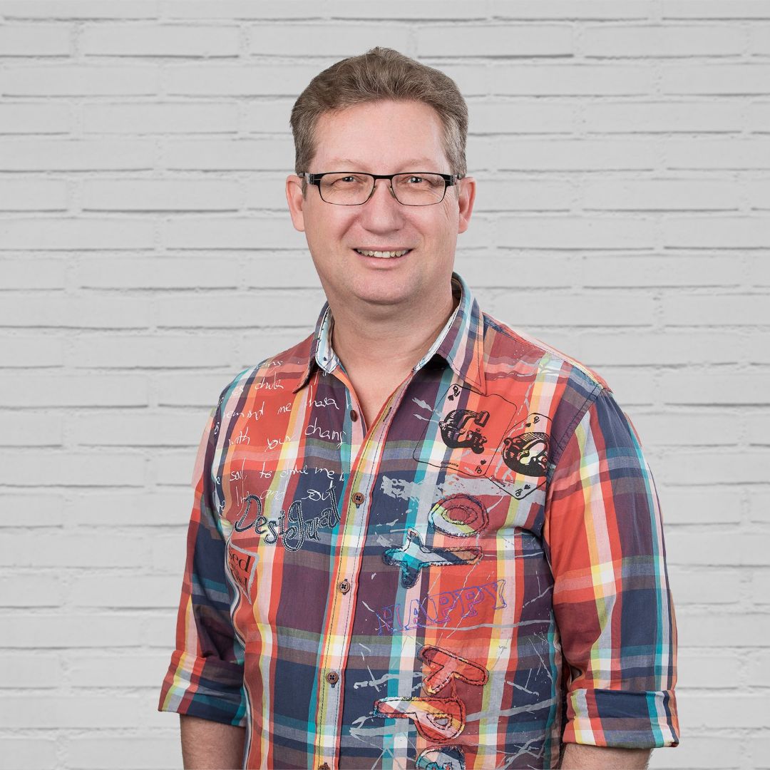 Head shot of Stewart Hay, Managing Director of Intopia Digital
