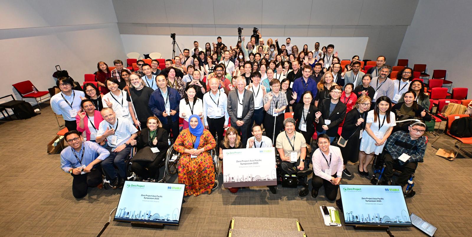 Group image of all zero project participants.