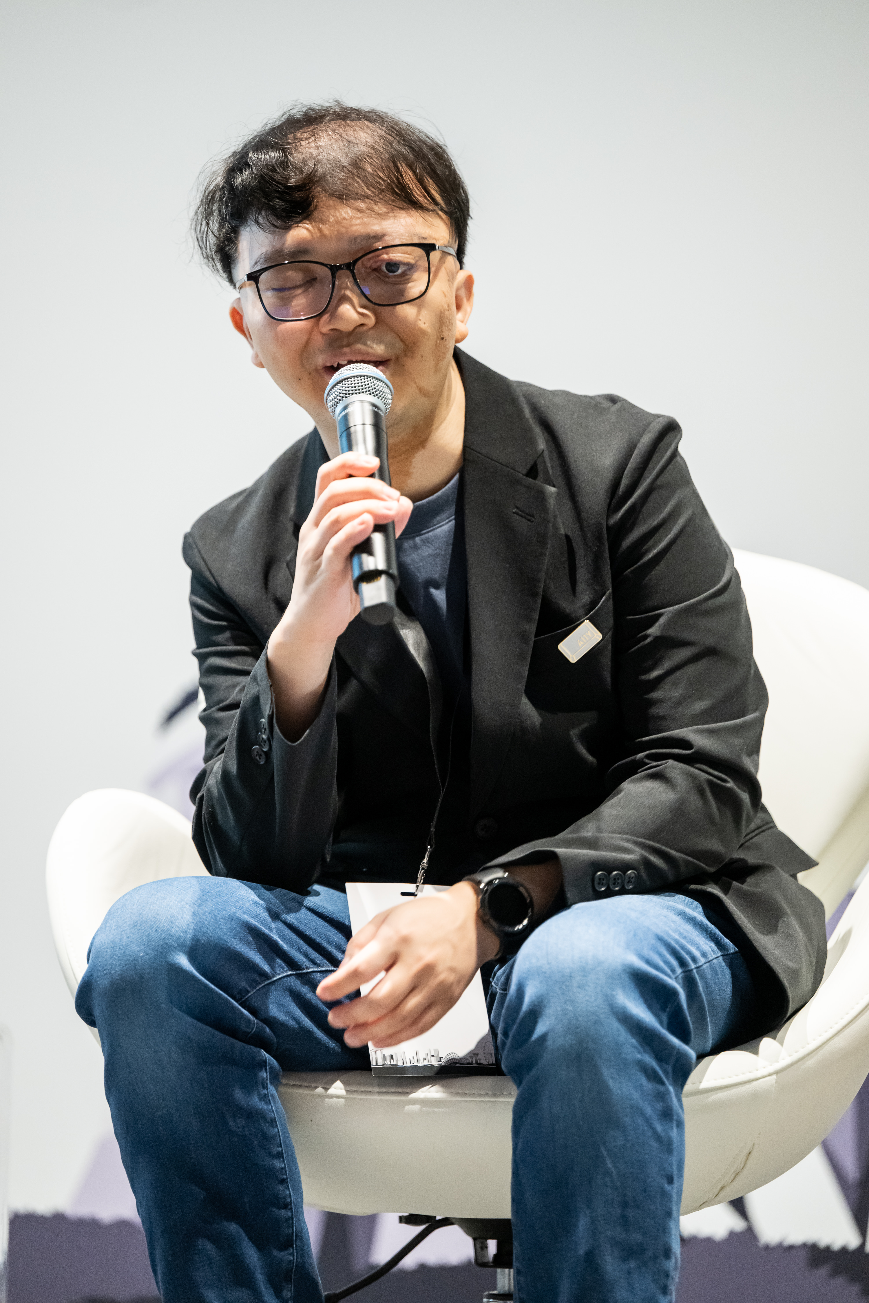 Panel1speaker-ZuiYoung