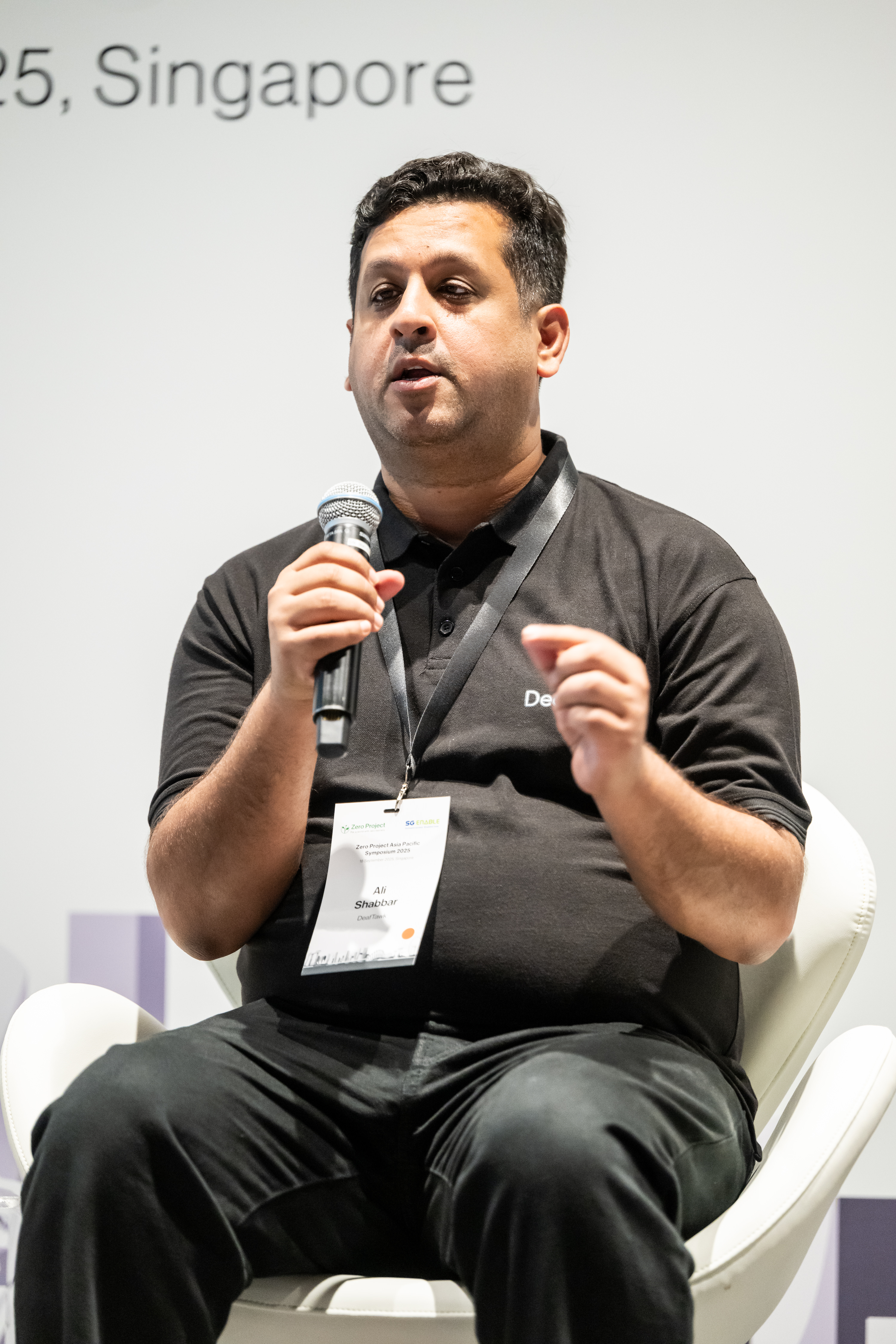 Panel1speaker-AliShabbar