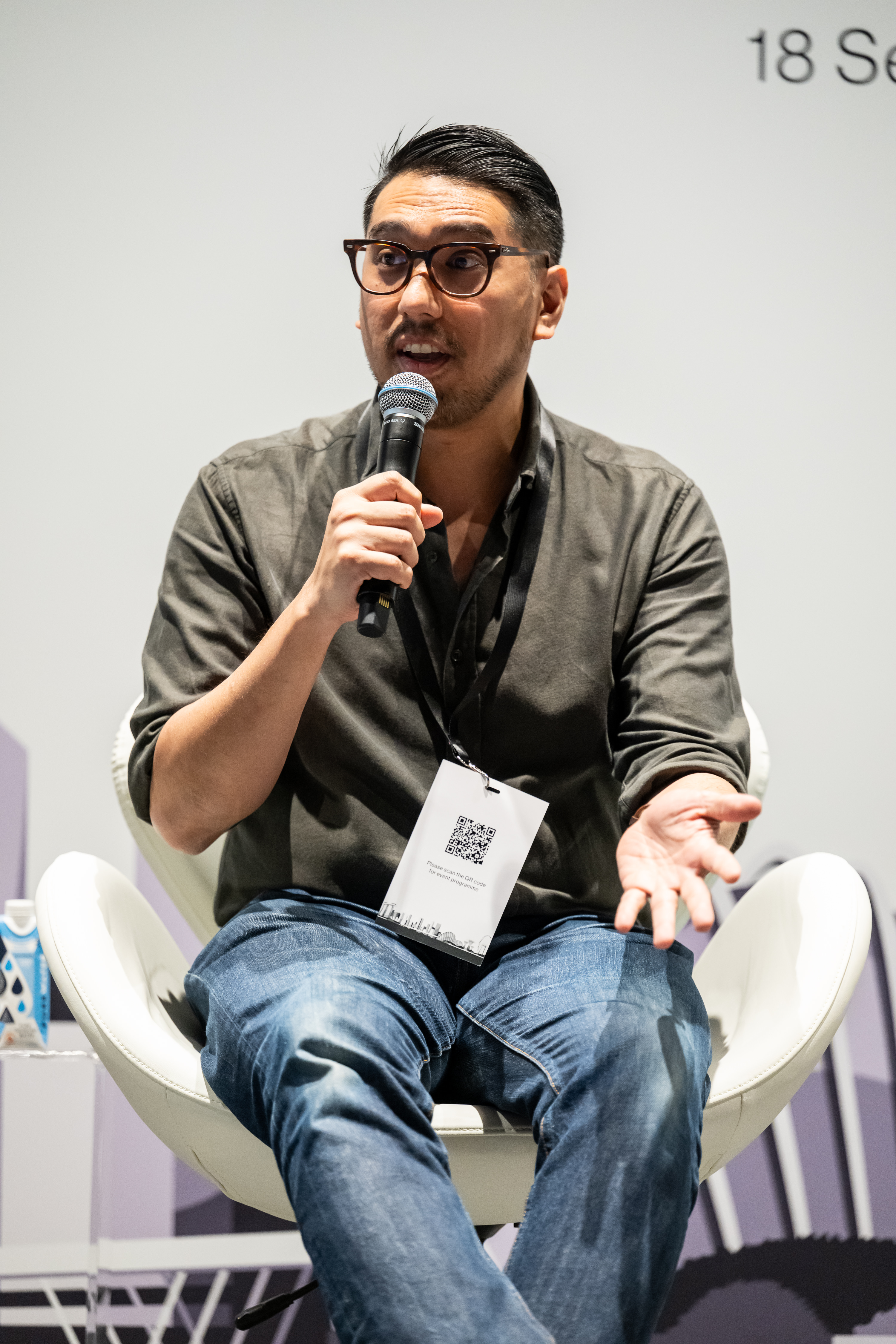 Panel1speaker-GeorgeAnanda